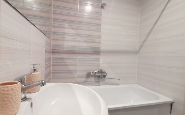 Анна Рум на 3-м Восточном проезде, д. 7