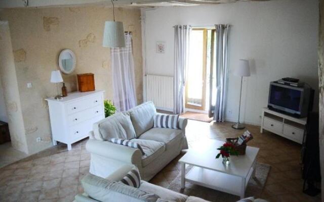 Gite Les Volets Rouges