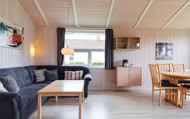 Two-Bedroom Holiday home in Grömitz 1