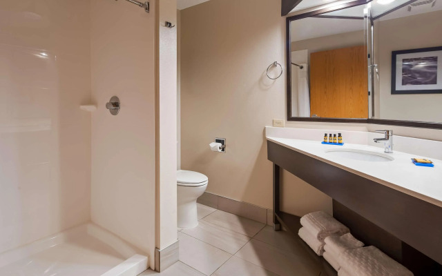 Best Western Plus Hudson I-94