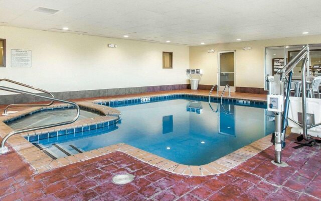 Comfort Suites Florence Shoals Area