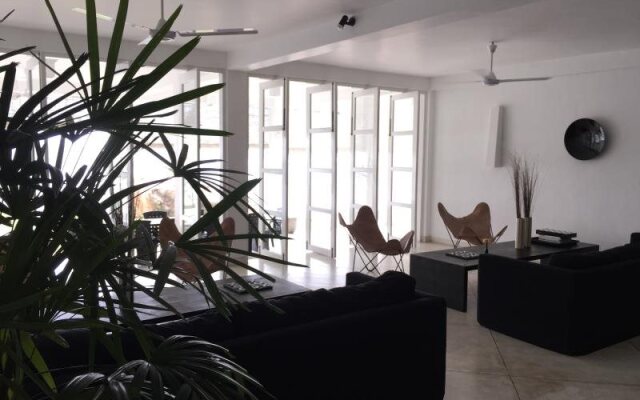 Galle Henna Beach House