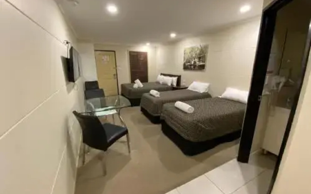 Balranald Club Motel