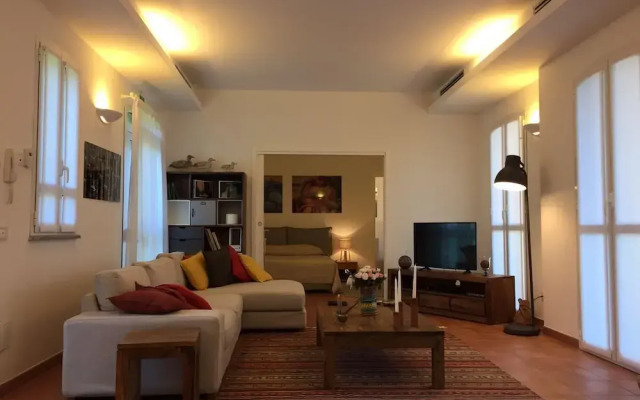 Villa Il Grotto - 3 Br Villa