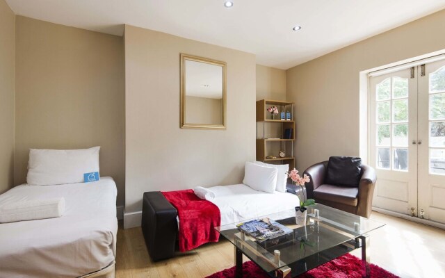 Bright Mornington Avenue Apartment I - KDW01