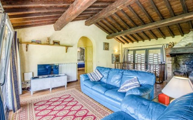 Villa Ademollo with Pool in Chianti Hills