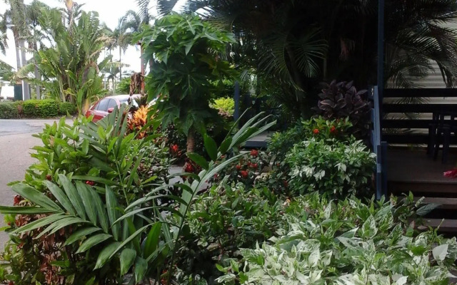 Riverside Tourist Park
