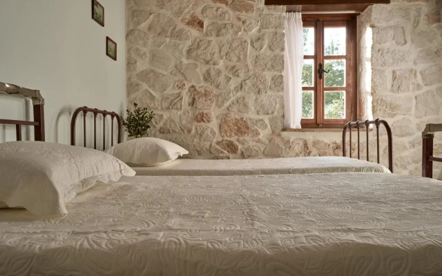 Vafias Traditional Villas