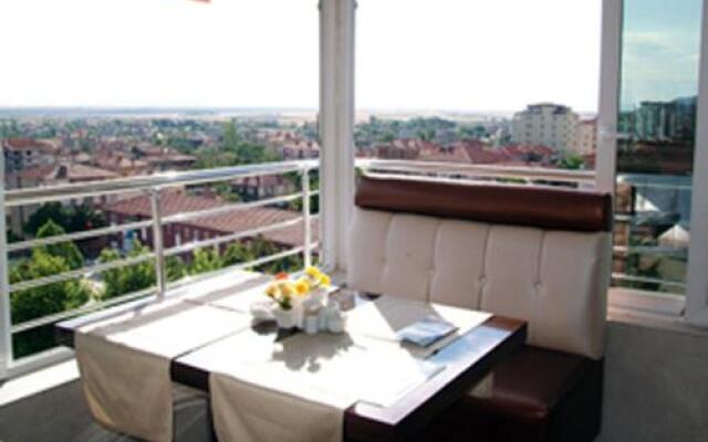 Yildirim Hotel