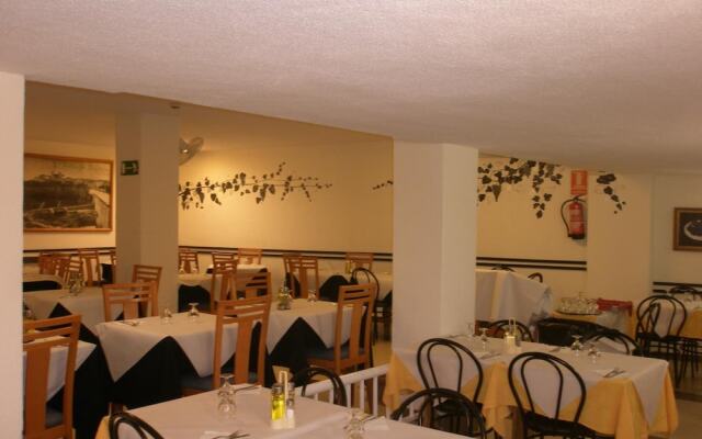Hotel Mayna