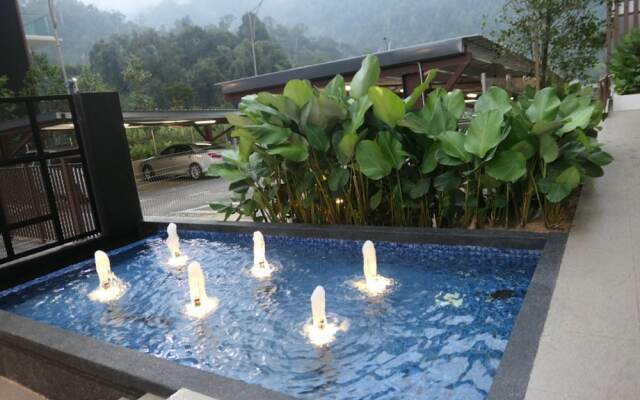Golden Shine Homestay at Midhills Genting