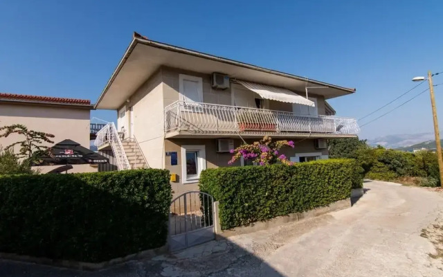 Ivica - Garden Terrace - A2