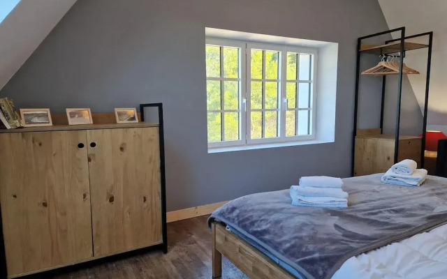 Breton Holiday Home With sea View, Plougasnou