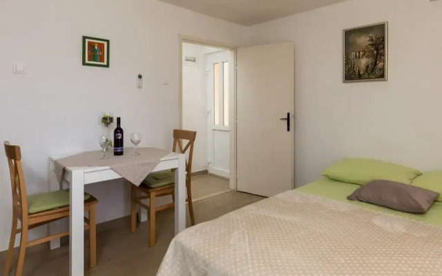 Apartment Meet & Greet- Studio Apartment With Terrace and Sea View