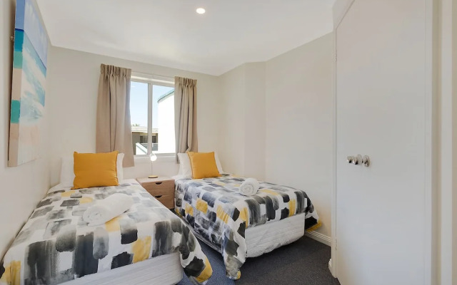 Cetacea Luxury Apartments