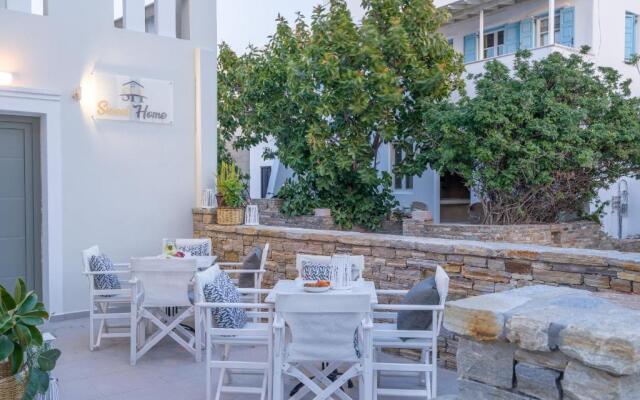 Sweet Home Naxos