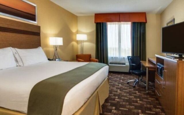 Holiday Inn Express & Suites Fort Lauderdale Airport South, an IHG Hotel