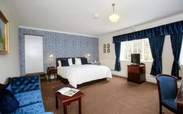 The Izaak Walton Country House