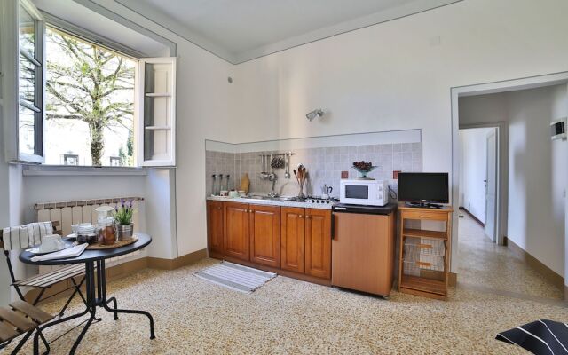 Fattoria Pagnana suites and pool