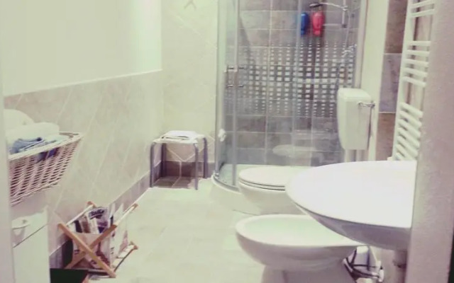 B&B La Donna Con La Valigia