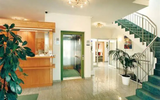 G.U.P.S. Hotel garni Weinheim