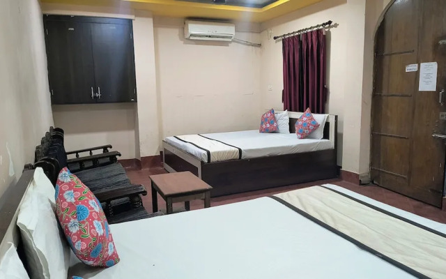 Hotel Ashirbad I Comfort Near Railway Station