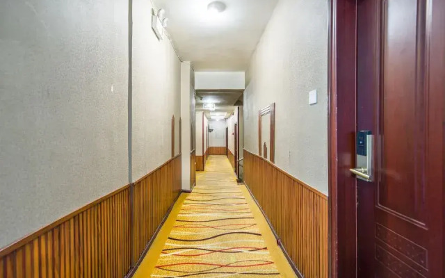 Donghao Hotel (Xichang tourism distribution center store)