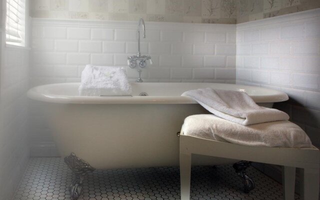 Cannon Beach Hotel Collection