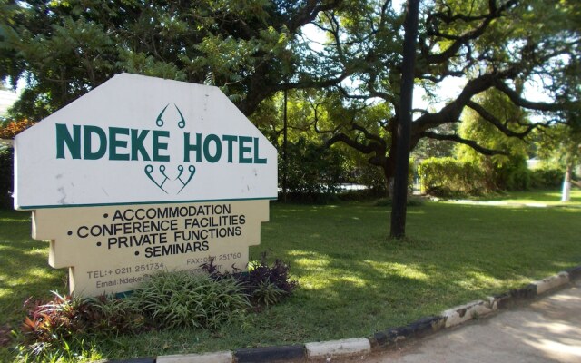 Ndeke Hotel