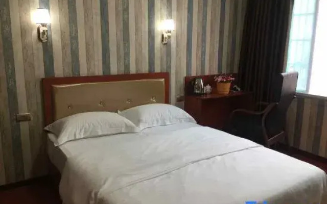 Hefeng Yage Hotel