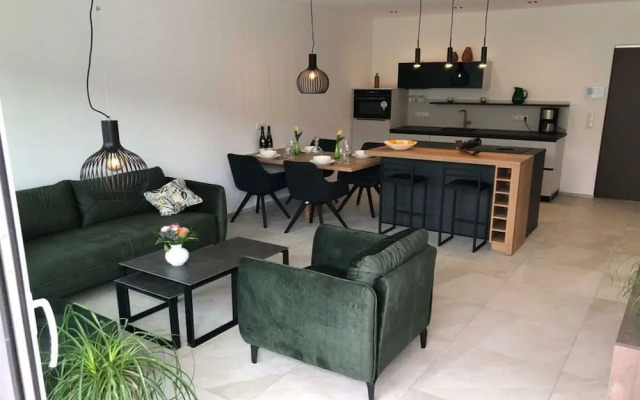 Penthouse Moselle Jewel I