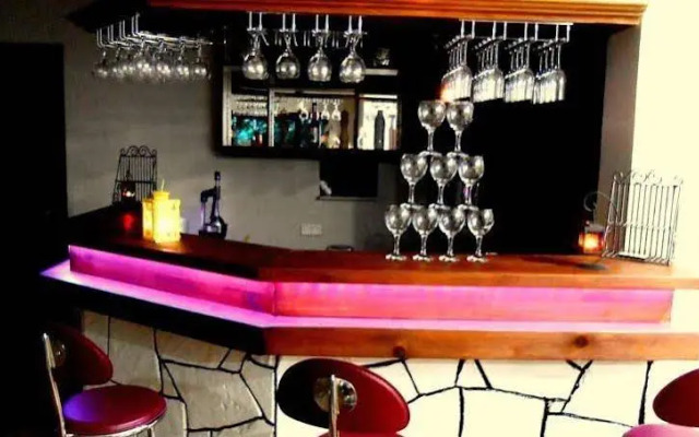 Mavilla Hotel