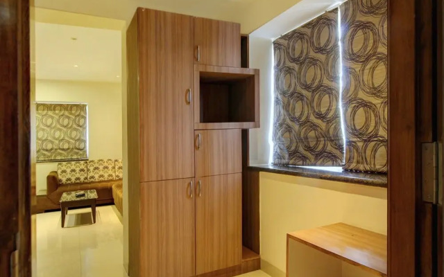Itsy Hotels Hiland Suites