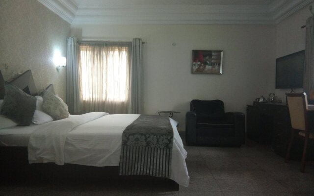 Parischoice Hotels & Resort