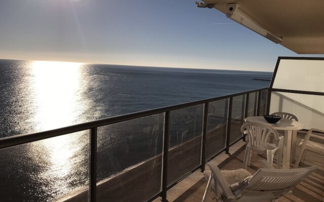 Apartamento President B-14