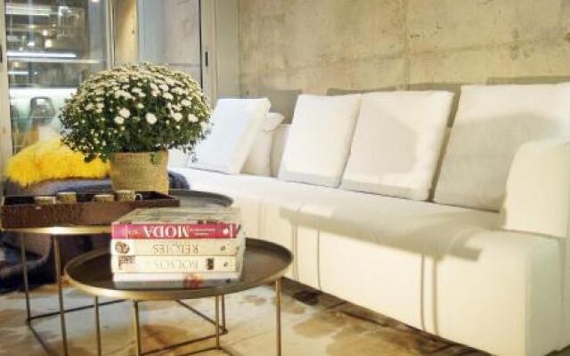 My Space Barcelona Pool City Center