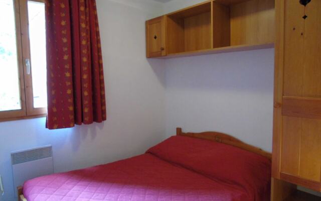 Lou Services Apartment G12 LSI 001