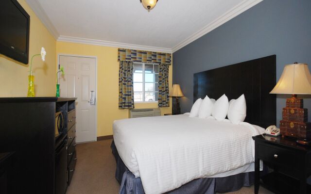 Solaire Inn & Suites