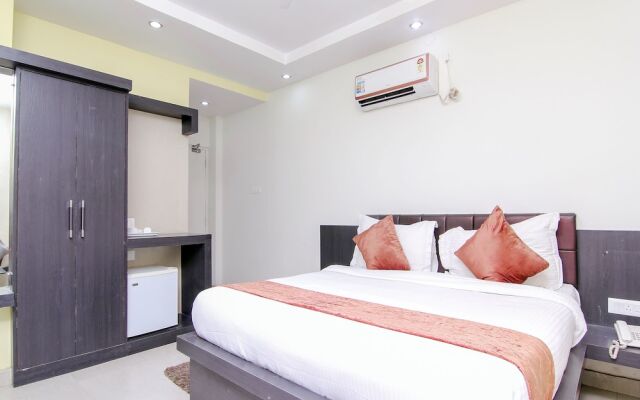 OYO 4036 Hotel Liberty Residency