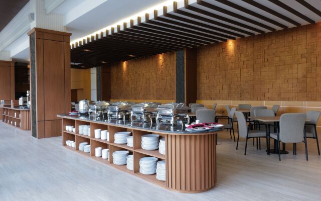 FOX Harris Hotel & Conventions Banjarnegara
