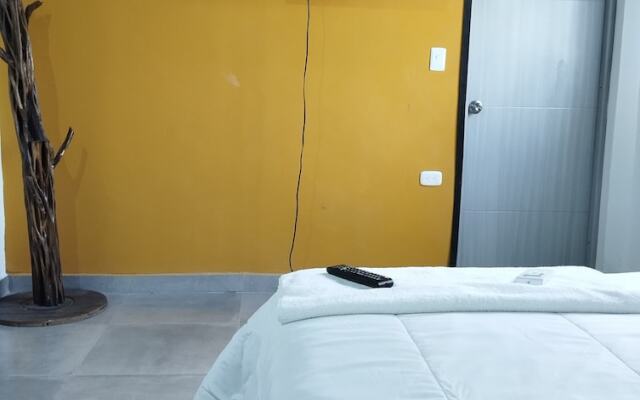 Flamencamarones Hotel Familiar