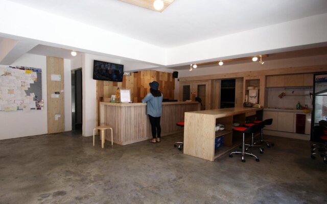 Grape Garden House - Hostel