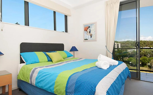 Meridian Alex Beach Apartments