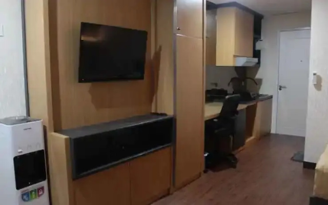 Studio Room at Sentraland Apartment (Lt. 15)
