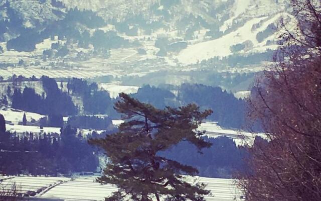 Nozawa Onsen Basecamp
