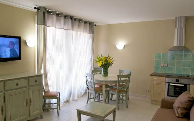 Comfortable studio with dishwasher in the middle of Provence
