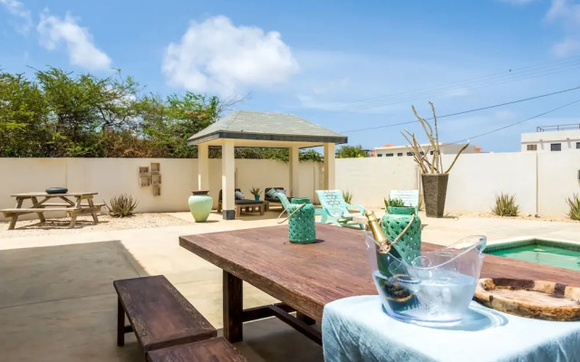 Vista Alegre by Boutique Bonaire Unique Resorts