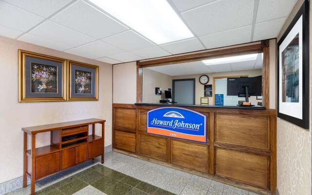 Howard Johnson by Wyndham Gillette