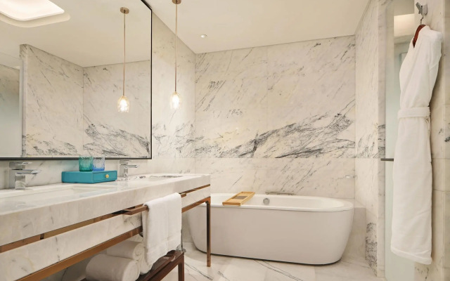 Na Lotus Hotel, a Luxury Collection Hotel, Nanning