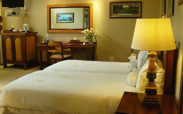 The Woodpecker Inn